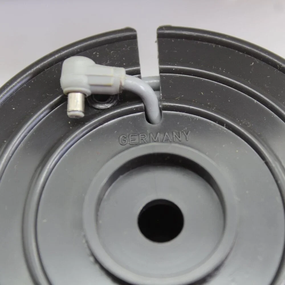 Vivitar Auto Thyristor Mdl# 273, 10 Ft Extension Cord, Stand Attachment, Manual